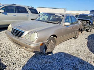 Mercedes-Benz E 320 3.2L 6 2000