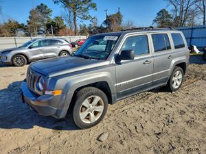 Jeep Patriot LATITUDE 2.4L 4 2012