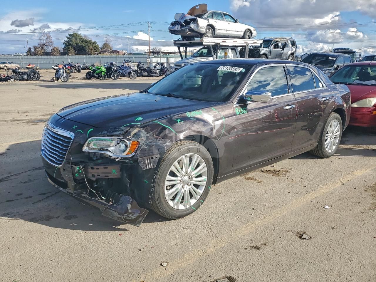 Chrysler 300C 5.7L 8 2013