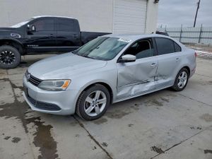 Volkswagen Jetta TDI 2.0L 4 2014