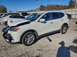 Nissan Rogue S 2.5L 4 2014