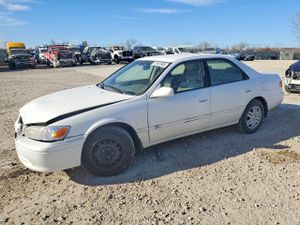 Toyota Camry CE 2.2L 4 2000