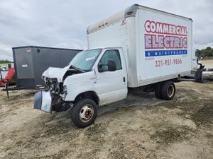 Ford Econoline E350 SUPER DUTY CUTAWAY VAN 5.4L 8 2013