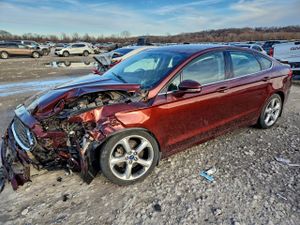Ford Fusion SE 2.0L 4 2015