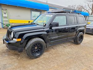 Jeep Patriot LATITUDE 2.4L 4 2015