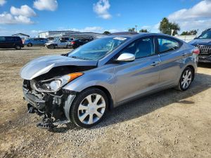 Hyundai Elantra GLS 1.8L 4 2013