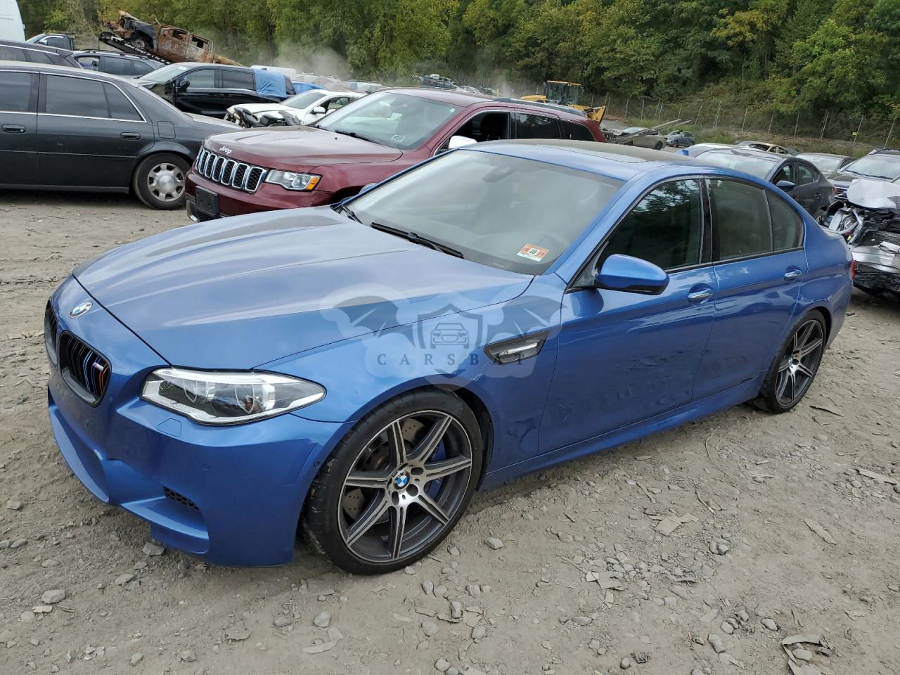 BMW M5 4.4L  8 2014