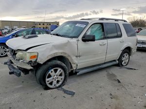 Ford Explorer XLT 4.0L 6 2009