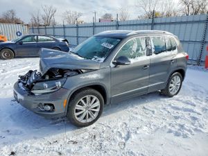 Volkswagen Tiguan S 2.0L 4 2012
