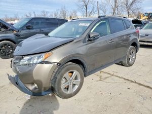 Toyota Rav4 XLE 2.5L 4 2015