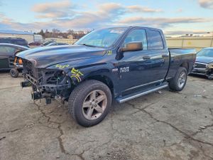 RAM 1500 ST 5.7L 8 2013