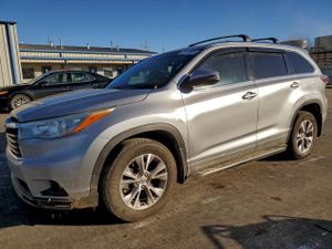 Toyota Highlander XLE 3.5L 6 2015