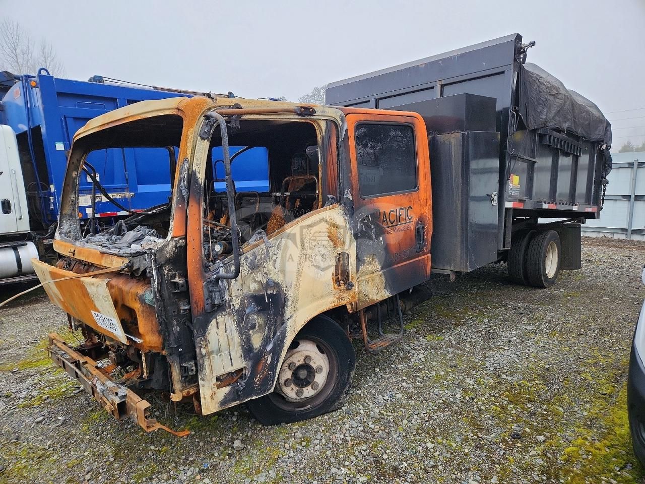Isuzu NPR 6.0L 8 2009