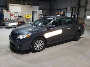 Toyota Corolla BASE 1.8L 4 2012