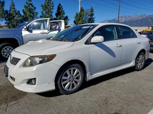 Toyota Corolla BASE 1.8L 4 2010