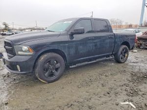 RAM 1500 ST 5.7L 8 2014