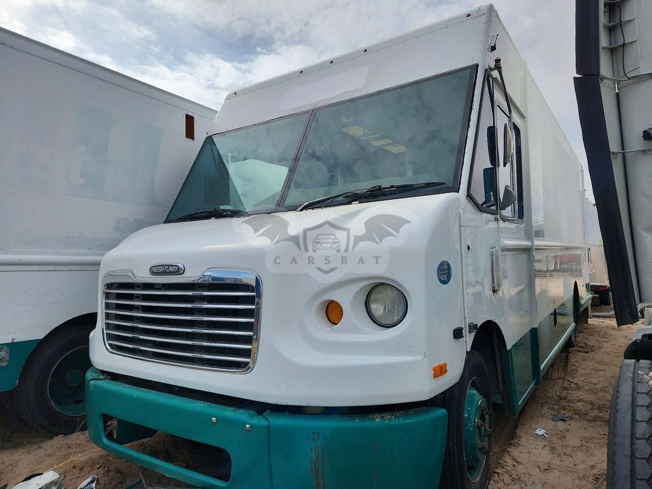 Freightliner Business Class M2 6.7L 6 2013