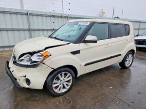 Kia Soul + 2.0L 4 2013
