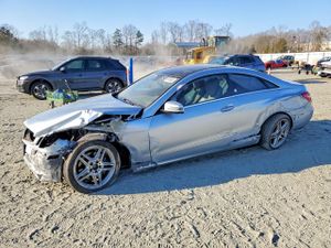 Mercedes-Benz E 350 3.5L 6 2013