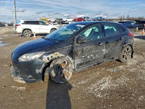 Ford Focus ST 2.0L 4 2013