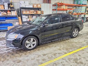 Volkswagen Jetta TDI 2 L 4 2015
