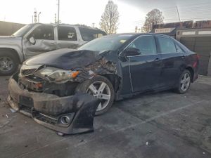 Toyota Camry L 2.5L 4 2013