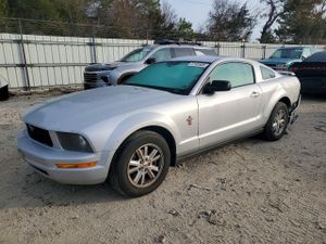 Ford Mustang 4.0L 6 2005