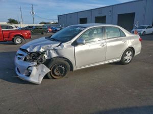 Toyota Corolla BASE 1.8L 4 2011