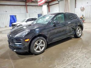 Porsche Macan 2.0L 4 2021