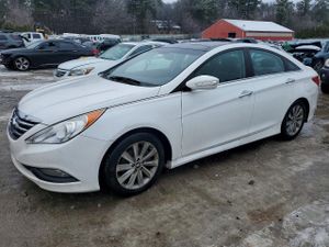 Hyundai Sonata SE 2.4L 4 2014