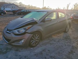 Hyundai Elantra SE 1.8L 4 2015