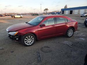 Chrysler 200 TOURING 2.4L 4 2013
