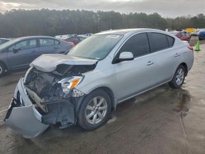 Nissan Versa S 1.6L 4 2014