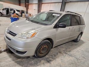 Toyota Sienna CE 3.3L 6 2005