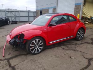 Volkswagen Beetle 2.0L 4 2013