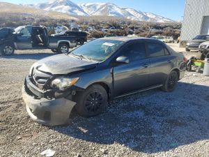 Toyota Corolla BASE 1.8L 4 2011