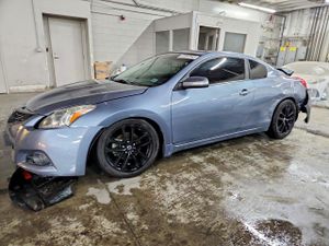 Nissan Altima SR 3.5L 6 2010