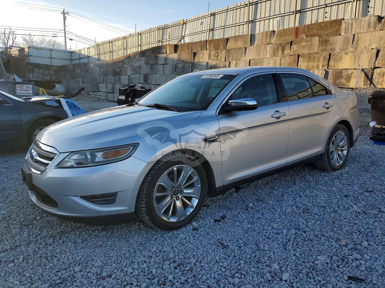 Ford Taurus LIMITED 3.5L 6 2011