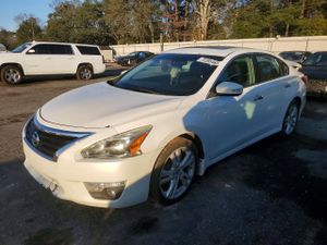 Nissan Altima 3.5S 3.5L 6 2013