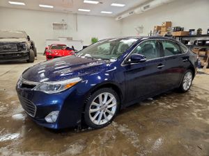 Toyota Avalon BASE 3.5L 6 2013