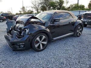 Volkswagen Beetle R-LINE 2 L 4 2015