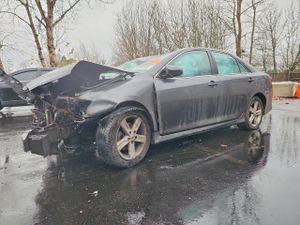 Toyota Camry L 2.5L 4 2014