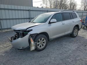 Toyota Highlander BASE 3.5L 6 2013
