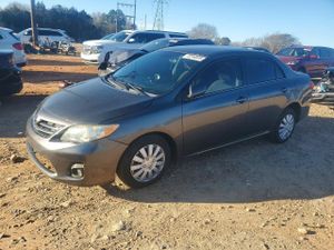 Toyota Corolla BASE 1.8L 4 2013