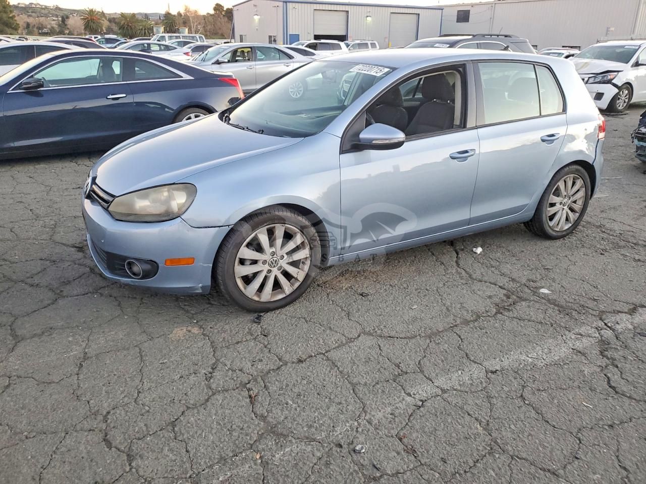 Volkswagen Golf 2.0L 4 2012
