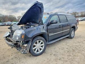 GMC Yukon DENALI 6.2L 8 2010