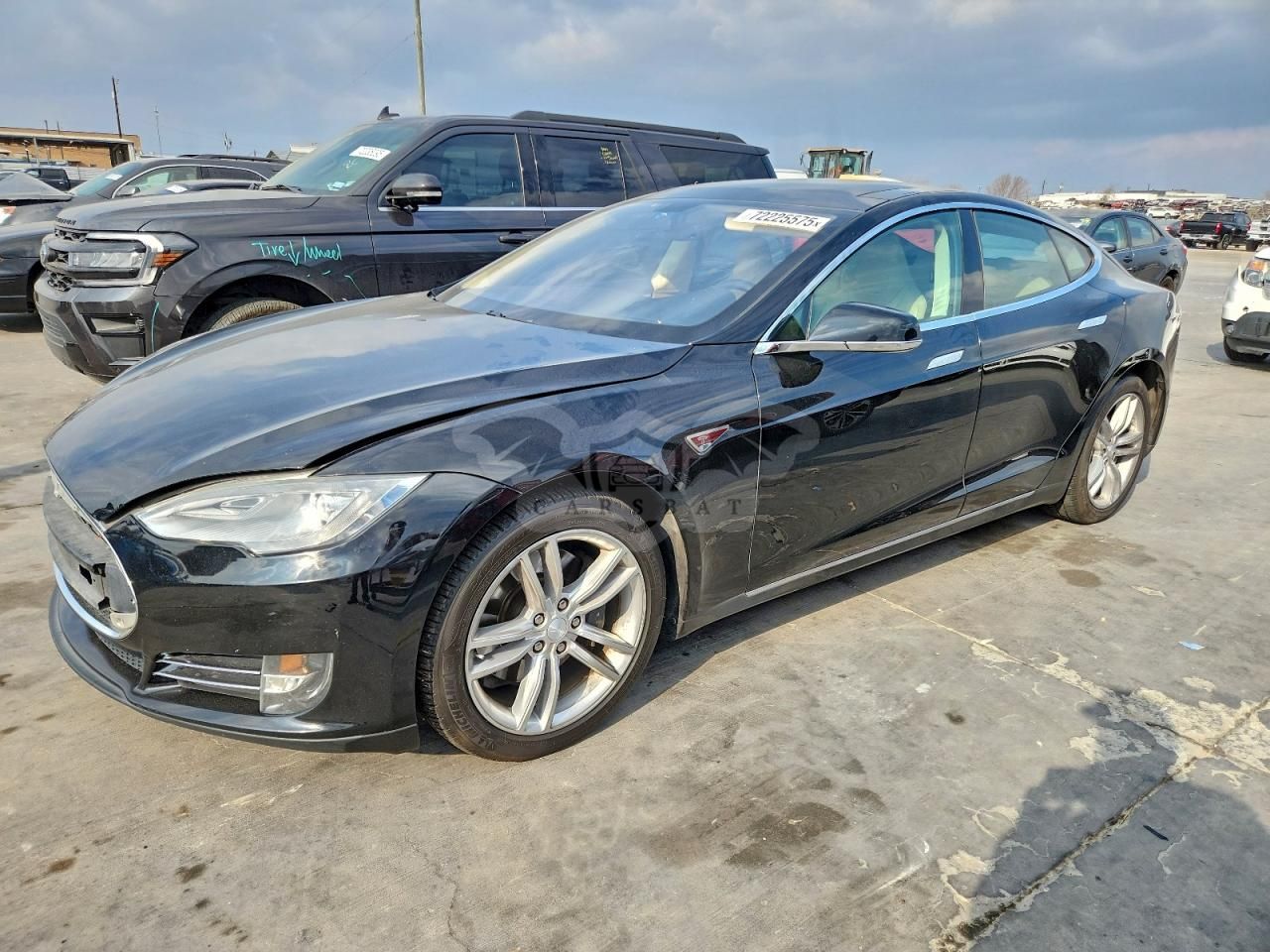 Tesla Model S 2013