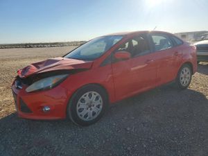 Ford Focus SE 2.0L 4 2012