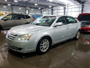 Toyota Avalon XL 3.5L 6 2006