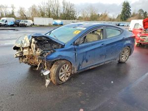 Hyundai Elantra SE 1.8L 4 2014